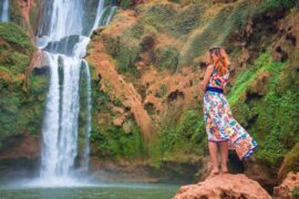 femme-cascades-ouzoud